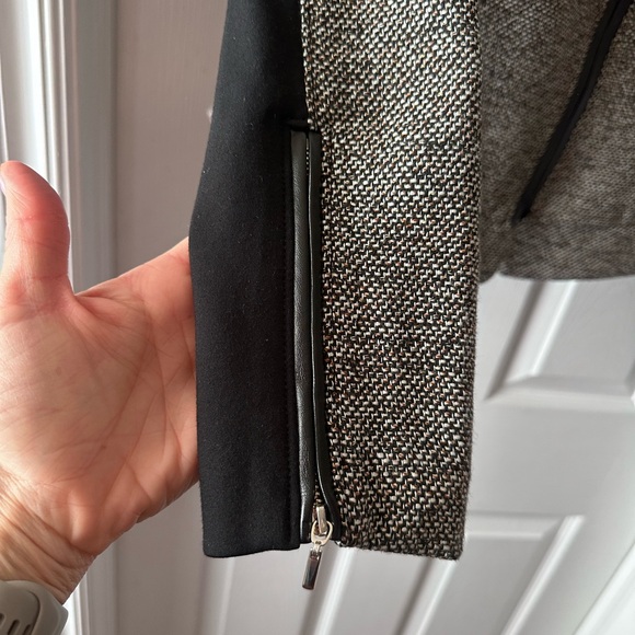 White House Black Market White + Black Tweed Moto Jacket Faux Leather Size 8 - Picture 6 of 11